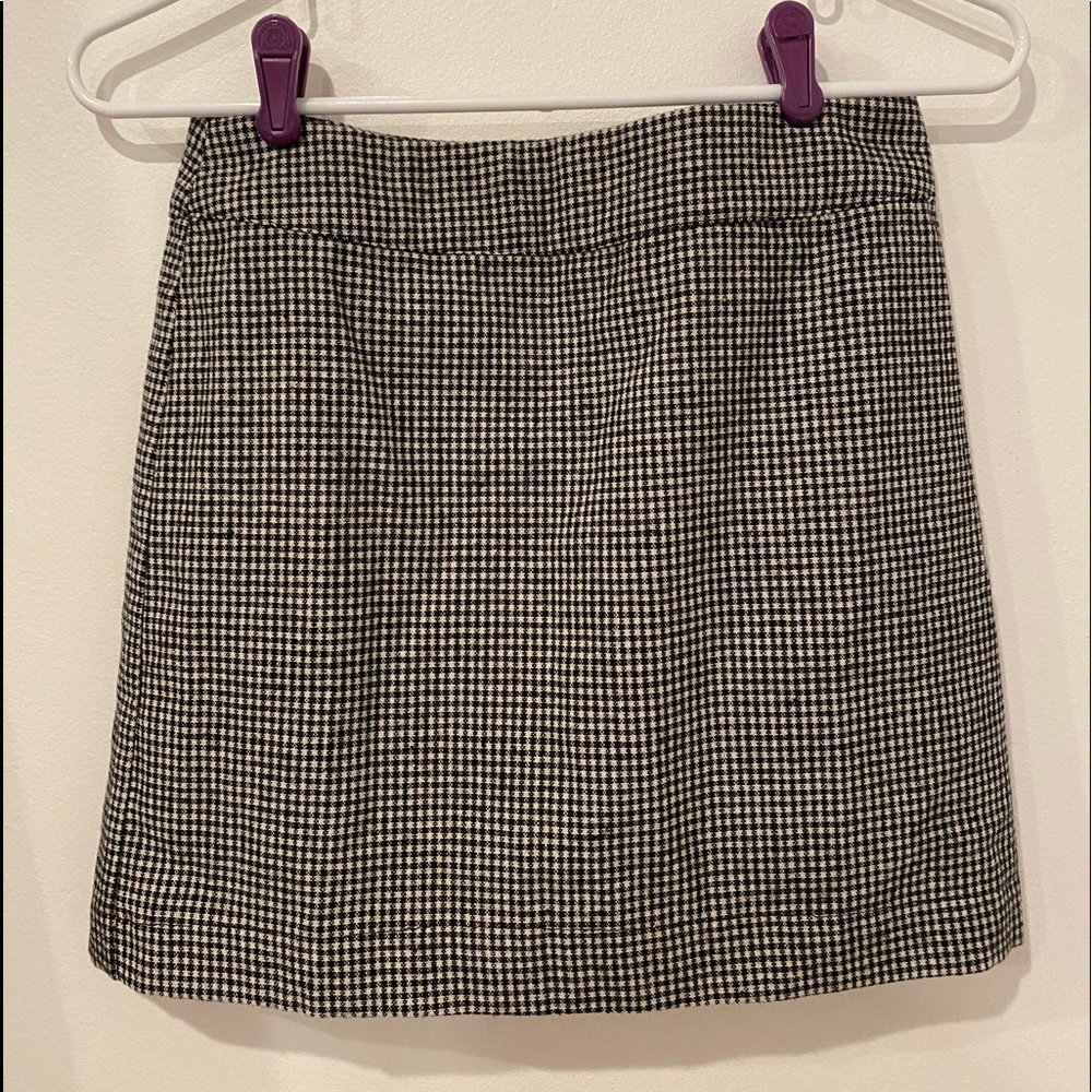 forever 21 black and white skirt